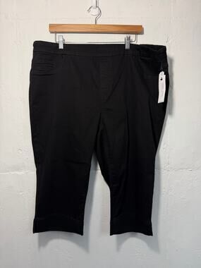 NEW Tribal Jeans Womens Audrey Mid Rise Pull On Black Slim Capri Size 20